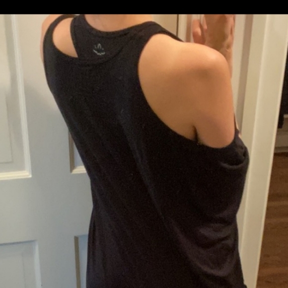 LAUREN MOSHI Cold Shoulder Shirt - Picture 4 of 9